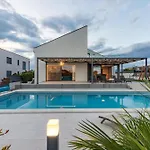 Villa Descansa Zadarvillas Poljica-Brig