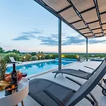 Descansa Zadarvillas Villa *