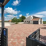 Villa Descansa Zadarvillas