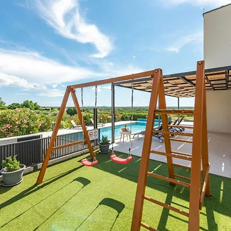 Villa Descansa Zadarvillas *