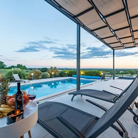 Descansa Zadarvillas Villa *
