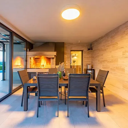 Villa Descansa Zadarvillas *