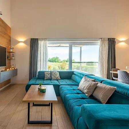 Villa Descansa Zadarvillas
