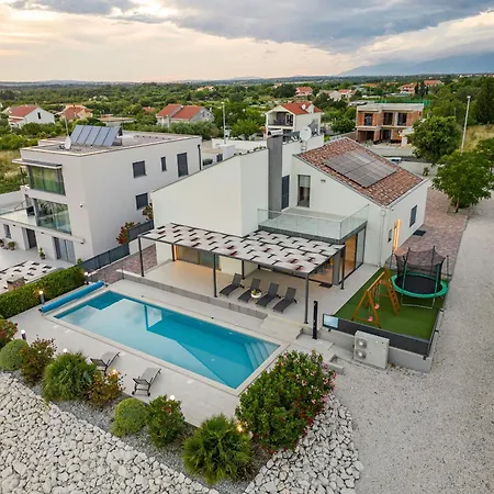 Descansa Zadarvillas Villa Poljica-Brig