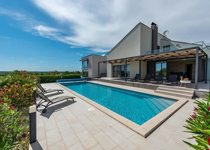 Descansa Zadarvillas *